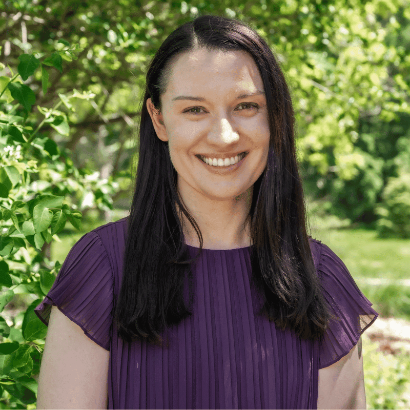 2026-website-staff-photos-monica-geary